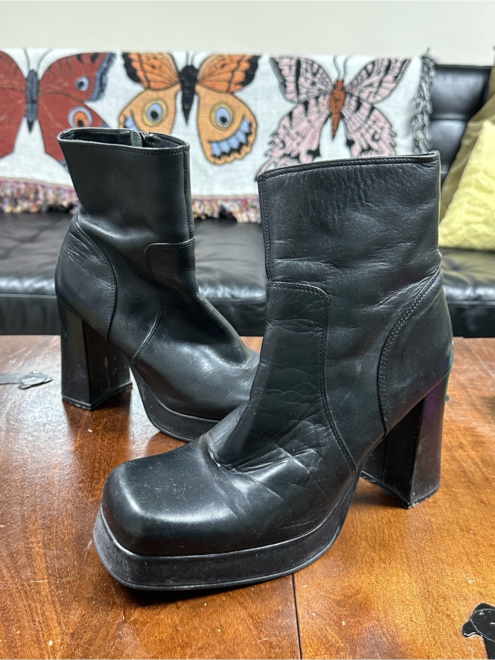 Vintage Steve Madden Chunky Platform Heeled Boots